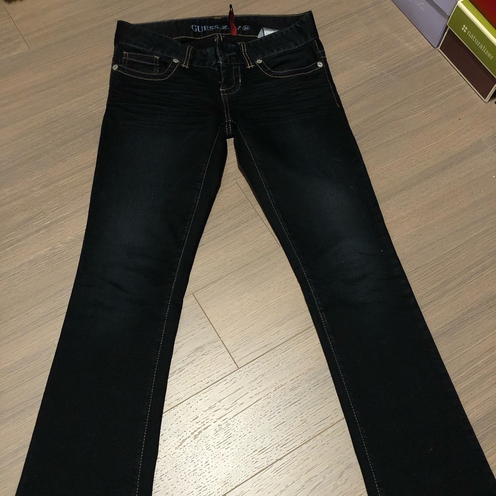 Guess- low waist flare jeans